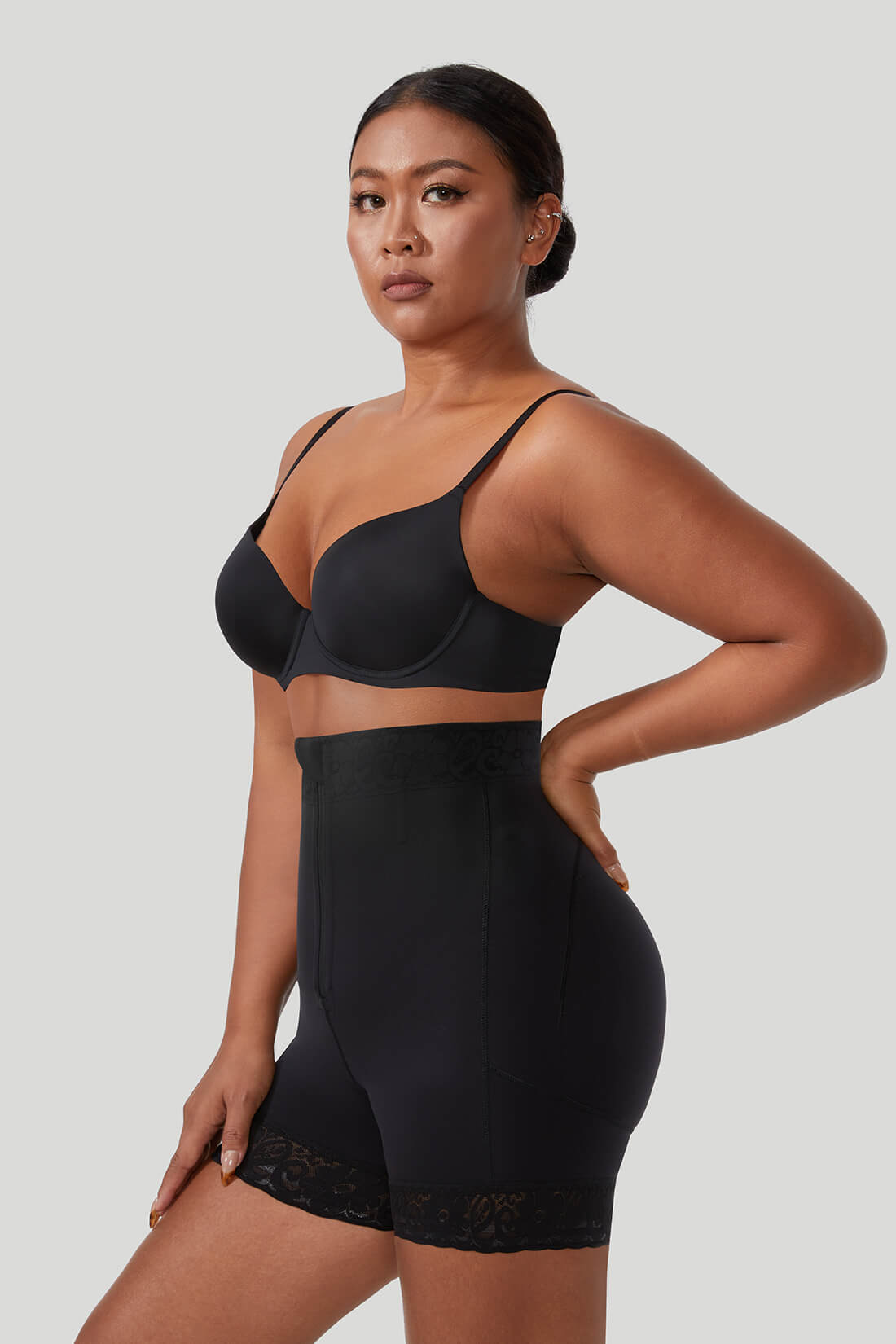 Spitze Zipper Sculpt Mid Short