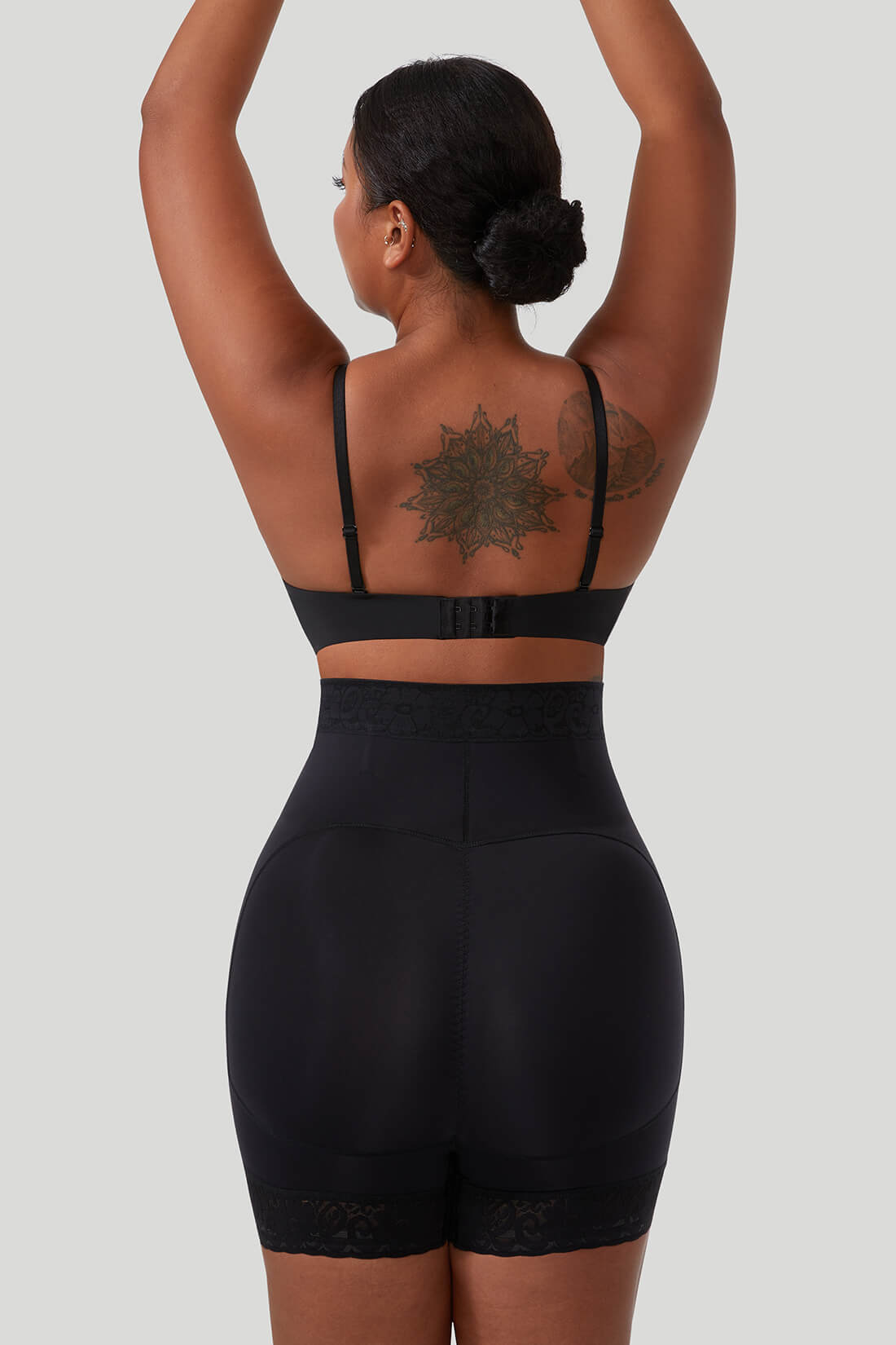 Spitze Zipper Sculpt Mid Short