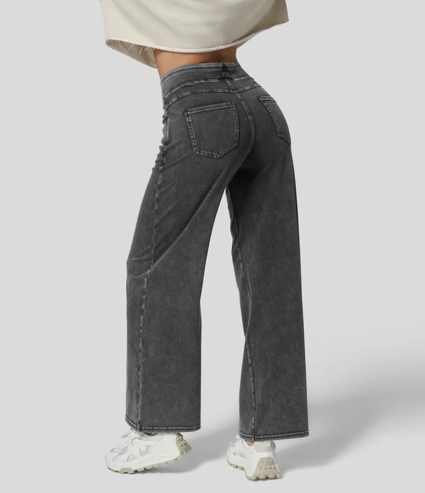 Locker sitzende Arbeitsjeans aus Stretch-Denim